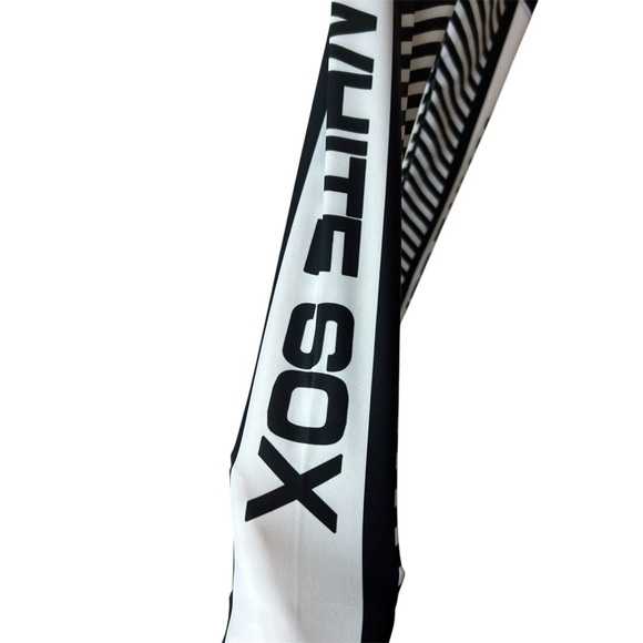 White Sox Unique Striped Logo pants size small Fits 0/2 Size NWOT - Picture 4 of 6